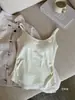Nueva camisola de estilo otoño e invierno con almohadillas en el pecho incorporadas, copas fijas, para bustos pequeños, proporciona soporte y es adecuada para usar como prenda exterior, anti-exposición, color liso, versátil, camisola para mujer