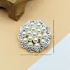 Acessórios de liga uma variedade de padrão de placa de flor broca fivela strass pérola diy acessórios de vestuário fabricantes de acessórios de jóias artesanais