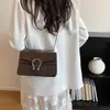 Bolso de Mujer Nuevo de Moda 2026, Versátil de Moda con Cadena, Bolso Pequeño Cuadrado de Hombro Cruzado de Nicho para Estudiantes Universitarios