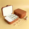 Caja de regalo de cuero snap-on para joyería, caja de exhibición de joyería personalizada, caja de cristal para aretes y pulseras con texto impreso, lotes pequeños