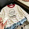 Camiseta de Manga Larga a Rayas de Algodón Puro, Nueva Moda Primavera y Otoño para Niños, Estilosa y de Corte Holgado, Camiseta Básica Versátil para Niños Mayores