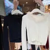 Camiseta de Manga Longa Assimétrica com Estampa de Flores, Decote U Suave e Puro Desejo, Chique para Mulheres no Início do Outono, Cintura Ajustada e Efeito Emagrecedor Camiseta Básica