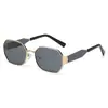 Novos Óculos de Sol Femininos Retrô Europeus e Americanos, Estilo Hot Girl, Armação Pequena Polygonal, Lentes Largas, Óculos de Sol de Moda Personalizados para Celebridades da Internet