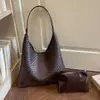 Bolso de axila tejido vintage de alta gama transfronterizo para mujer, bolso de mano casual versátil para el día a día, bolsa tote de gran capacidad