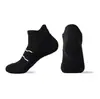 Meias Esportivas para Homens e Mulheres, Absorventes de Suor, Desodorantes, Respiráveis, Secagem Rápida em Algodão, Cano Curto Antiderrapantes, Resistentes ao Desgaste, Modelos Finos para Primavera e Verão