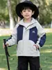 Q080 Chaqueta para Niños Otoño Nuevo Estilo Fresca y Moderna Cortavientos con Capucha para Niños Ropa de Moda de Primavera y Otoño para Niños
