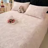 Lençol de Cama de Veludo Leite com Escultura de Inverno Peça Única Aconchegante Veludo Quente Capa de Edredom de Veludo Coral Saia de Cama Peluda Colcha Conjunto de Três Peças
