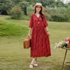 Vestido de mujer de alta gama color rojo rosa talla grande para madres, vestido de algodón y seda que disimula el abdomen y estiliza, vestido de playa azul de corte holgado con bajo amplio para usar como prenda exterior