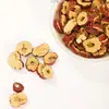 Fatias crocantes de tâmara vermelha, tâmaras vermelhas secas sem caroço, anéis de tâmara de Xinjiang, tâmaras secas crocantes, adequadas para comer ou como lanche para acompanhar o chá