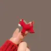 A Fortuna Chega~ Broche Cavalo Moeda Vermelha para Mulheres 2026 Novo Modelo Design de Nicho Broche Exquisito Acessório de Alta Gama