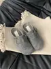 Mules retro de mujer color gris, de punta cerrada, suela gruesa, versátiles, forradas de felpa, estilo Birkenstock, nuevos para otoño e invierno 2025