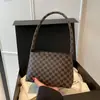 Bolsa Pequena Simples Feminina Transfronteiriça 2026 Outono e Inverno Novo Estilo Bolsa de Balde Feminina Bolsa de Ombro Único Sob o Braço Elegante para Deslocamento Viagem