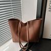 Retro Novo Grande Capacidade Superior Novo Pingente 2024 Commuter Casual Simples Pingente Outono e Inverno Ombro Tote Bolsa Feminina