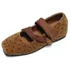Zapatos Mary Jane retro franceses de lunares suaves con punta cuadrada para mujer, nuevo modelo de principios de otoño 2026, adecuados para combinar con faldas, zapatos planos de ballet poco profundos.