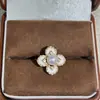 Anillo de Perla de Agua Dulce de Moda con Flores de Pintura al Óleo de Colores, Temperamento de Lujo Ligero, Joyería de Gama Alta Versátil Anillo para Mujer