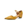 Sandálias Femininas Elegantes, Modernas, com Salto Bloco Vazadas Emagrecedoras 2026 Verão Retrô Francês Bico Fino Couro Bovino Sapatos Femininos Estilosos