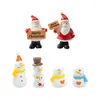 Figuras de dibujos animados en miniatura de paisajes con Santa Claus y muñeco de nieve con letreros, lindos accesorios de decoración DIY, mini adornos