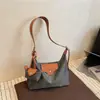 Bolsas de tecido de nylon transfronteiriças, bolsas de ombro, bolsas para o dia a dia, designs color-block e patchwork, bolsas de ombro da moda, elegantes e estilosas, bolsas de ombro versáteis