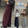 Pantalones para Niñas Primavera y Otoño 2025 Nuevos Deportivos Infantiles de Otoño Pantalones de Pierna Ancha Scimitar Pantalones Casuales de Chándal para Estudiantes de Primaria
