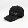 Sombrero de Ala Ancha de Invierno 2024 para Hombres, de Mediana Edad y Mayores, Cálido y Engrosado con Protección para los Oídos, Estilo Coreano, Nueva Gorra de Béisbol