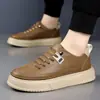 Zapatos Casuales Retro Nuevos de Verano Estilo Británico para Hombre Suela Gruesa Plataforma Elevadora Zapatos Bajos Transpirables para Hombre Venta al por Mayor