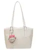 La popular bolsa tote versátil de color block de este año es un modelo nuevo para mujer de gran capacidad 2026, un bolso de hombro y axila moderno y a la moda.