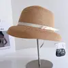 Sombrero con pantalla de lámpara de lazo estilo Hepburn para mujer, nuevo sombrero de pescador casual versátil de verano, sombrero de paja con protección solar