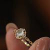 Anillo de ópalo de alta gama con diseño de lujo de nicho europeo y americano, anillo de dedo abierto con temperamento simple y combinable a la moda.