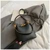 Bolso Pequeño Retro de Gama Alta para Mujer 2025 Nueva Moda Versátil Bolso Cruzado Exquisito Bolso de Hombro Único Bolso Cubo
