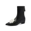 Botas curtas justas de salto médio plataforma estilo francês com camélia tridimensional na cor nude, que aumentam a altura, para outono e inverno de 2026, com bico fino e elástico para mulheres