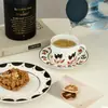 Conjunto Criativo de Xícara e Pires de Cerâmica Flor Tulipa Coreana para Casa Café Loja de Café Xícara e Pires de Café com Leite Xícara de Chá da Tarde