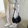 2026 Nuevo Estilo Coreano Nicho Casual Bolso de Hombro Tipo Bollo, Versátil para el Uso Diario, Gran Capacidad Bolso Cruzado para el Hombro para Viajes Diarios