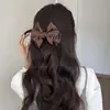 Pinza para el pelo triangular estilo Hepburn francés, pinza vertical de lunares para coleta, pasador, pinza banana, accesorio para el pelo