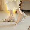 Zapatos individuales estilo Chanel con hebilla cuadrada para mujer 2024 Otoño Nuevo Puntiagudos Tacón grueso bajo Tacón medio Pedrería Tacones altos franceses