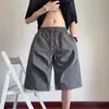 Pantalones cortos de verano para hombre de seda helada, secado rápido, ligeros, con diseño plisado, pantalones rectos de longitud media hasta la rodilla, modernos y elegantes