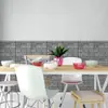 Spot al por mayor 3d tridimensional impermeable aislamiento térmico absorbente de sonido pared de fondo pegatinas de pared papel tapiz autoadhesivo fabricantes al por mayor