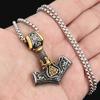 Joia de colar masculino em aço inoxidável estilo europeu e americano Martelo de Thor Viking Triângulo Aoding Titânio Aço Pingente Rúnico