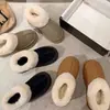 Botas de Nieve de Suela Gruesa para Mujer 2026 Nueva Llegada de Invierno Más Terciopelo Engrosado Zapatos Grandes de Algodón del Noreste Calidez para Adultos Zapatos Peludos de Pan