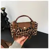 Bolsa Pequena Fashion Estampa de Leopardo para Mulheres 2025 Nova Outono e Inverno Versátil Bolsa de Ombro Bolsa Transversal para o Dia a Dia Atacado Transfronteiriço