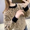 Suéter de terciopelo sintético de visón para mujer ropa de otoño e invierno 2022 Nuevo suéter holgado de moda estilo occidental estampado de leopardo cuello redondo estilo perezoso