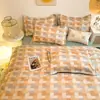 Juego de cuatro piezas de ropa de cama de color verde fruta liso, juego de tres piezas de sábana y funda de edredón para todas las estaciones, funda de edredón, colcha, sábana, funda de almohada