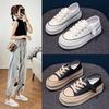 Sapatos brancos pequenos de sola macia para mulheres, dois sapatos de sola grossa, nova moda primavera 2025, respirável, sapatos casuais para todos os tipos de combinações, maré