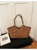 Bolso de hombro tejido de alta gama, diseño nuevo, elegante y retro, gran capacidad, adecuado para ir al trabajo y uso diario, se puede llevar debajo del brazo
