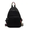 Mochila para Mujer 2025 Primavera Nueva Gran Capacidad Casual Bolso de Pecho Ligero Casual Nylon Repelente al Agua Mochila de Viaje