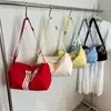 Bolso Grande de Mujer 2025 Nuevo de Moda Celebridad de Internet Moda Versátil Bolso de Hombro para Axila Bolso Cruzado para Viajes