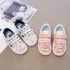 Estilo Explosivo Nicho Graffiti Velcro Zapatos Blancos Mujer Otoño 2026 Nuevos Súper Calientes Zapatos de Lona con Plataforma Diseño Único Zapatos
