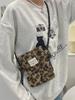 4112 Outono e Inverno Pelúcia Estampa de Leopardo Bolsa de Armazenamento Portátil Celular Batom Necessaire Bolsa de Ombro Transversal para Compras
