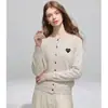 Elegante Cárdigan de Lana Cálida con Bordado de Corazón para Mujer, Nuevo para Otoño 2026, Cuello Redondo, Manga Larga, Top Casual