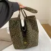 Bolsa de Hombro Simple para Estudiantes de Arte para Ir a Clase, Bolsa Tote de Gran Capacidad para Mujer, Moderna de Alta Gama