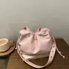 Bolso de hombro para mujer de color liso de gran capacidad, tendencia, nuevo estilo 2026, bolso cruzado versátil y moderno, bolso tipo cubo